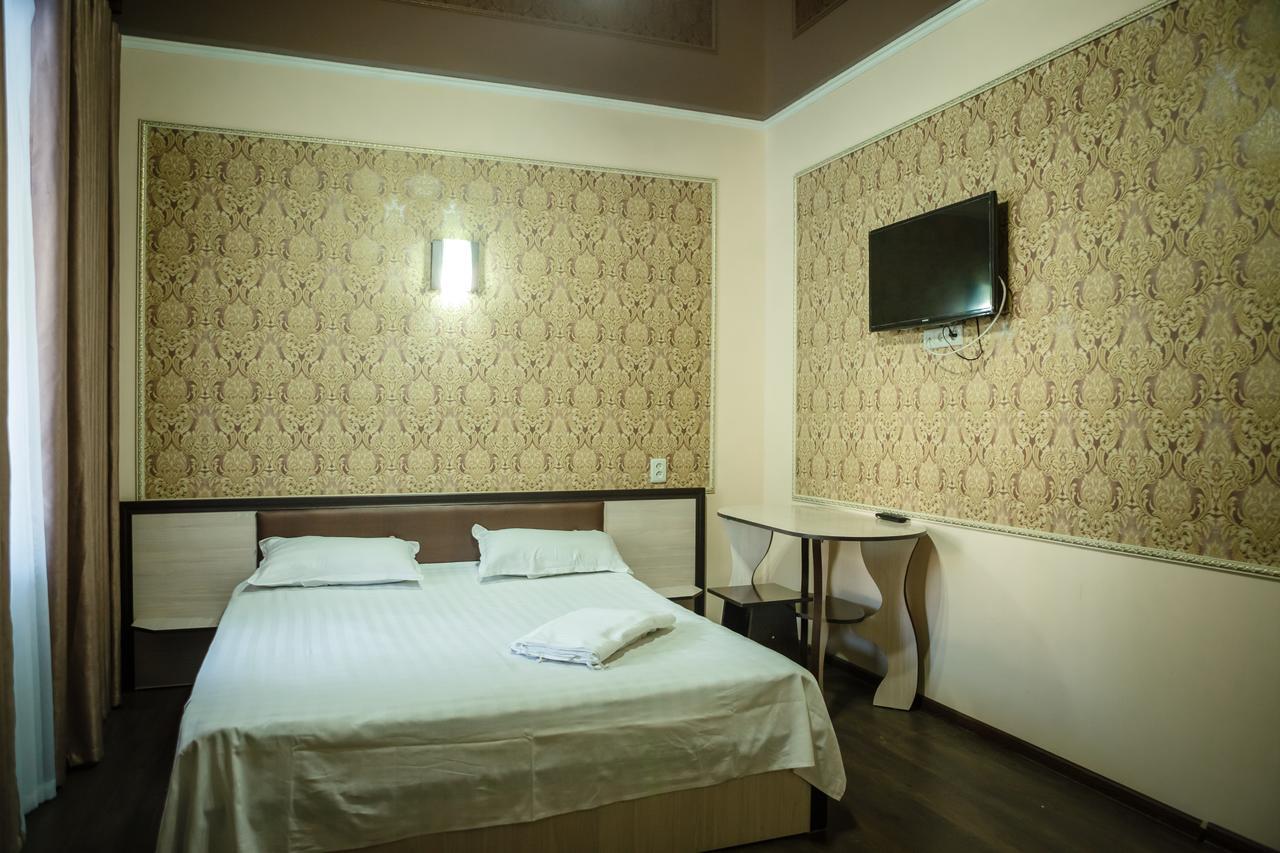 Hotel Prestizh Taraz Exterior photo
